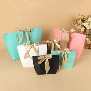 Bolsa de Papel con Forma de <span class=keywords><strong>Barco</strong></span> para Regalos Elegantes de Alta Calidad - Product Image 2
