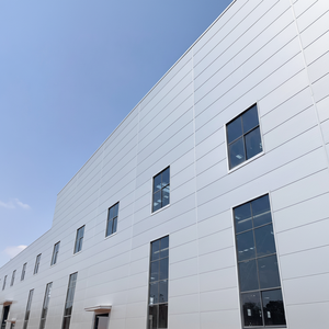 Forniamo Soluzioni Complete per Officine, Magazzini e Edifici Industriali in Struttura d'Acciaio, dal Progettazione all'Installazione - Product Image 3