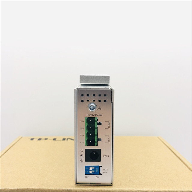 TP-LINK TL-SF1005 Industrial Grade 5/8/16 Port RJ45 Industrial Rail Type Switch with 9.6V-60V Wide Voltage Range Wall Mounting