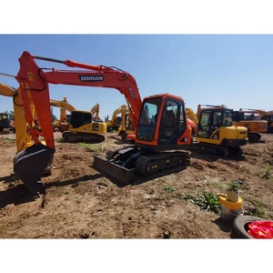 Excavadora Usada Doosan DX80 de 8 Toneladas, Excavadora Hidráulica de Segunda Mano con Cucharón de Excavación de 0.30 m³ en Buenas Condiciones - Product Image 3