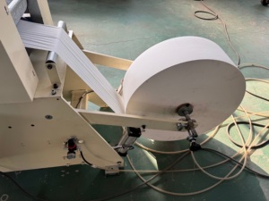 Máquina para Servilletas de Papel, Máquinas Semiautomáticas de Alta Calidad, <span class=keywords><strong>Ideas</strong></span> de Máquinas para Pequeñas Empresas, Nuevas <span class=keywords><strong>Ideas</strong></span> de Productos <span class=keywords><strong>2026</strong></span>, Totalmente Automática - Product Image 5