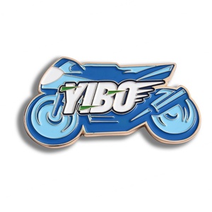 Aimant de réfrigérateur en métal émaillé dur personnalisé, design créatif, forme de moto - Product Image 2