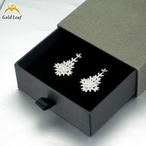 Boucles d'oreilles clous pour femmes en argent sterling 925 plaqué or, nouvelle arrivée, moissanite taille D VVS, certifiée par un tiers, tendance - Product Image 4