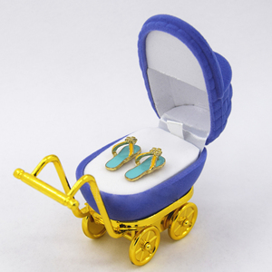 Schöne Kinderwagen Samt Schmucks cha tulle Ehering Geschenk <span class=keywords><strong>box</strong></span> Halter Fall für Ohrringe Halsketten Display Schmuck verpackung <span class=keywords><strong>Box</strong></span> - Product Image 6