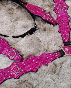 Ensemble d'Équipement Équestre en Cuir Western de Qualité Supérieure avec Selle, Bridon, Rênes et Sangle – Idéal pour l'Entraînement et la Compétition – Disponible en Promotion - Product Image 1