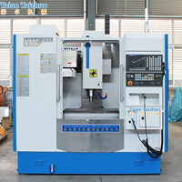 Centre d'usinage vertical 4 axes VMC650 Full Guard avec commande FANUC, machine de fraisage CNC