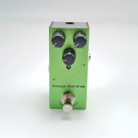 Accessoires de guitare de haute qualité MINI Classic Chorus Coloré Pratique et belle pédale d'effet de guitare électrique OEM