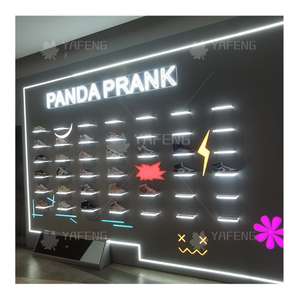 Thời trang hiện đại Giày showroom thiết kế trang trí bán lẻ Wall Mount Giày hiển thị Kệ chiếu sáng Acrylic Sneaker kệ cho giày - Product Image 1