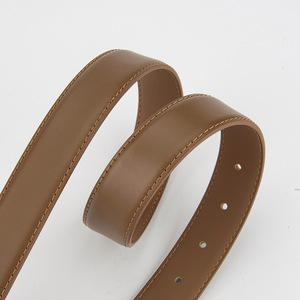 Ceinture décontractée pour femme Tiyo en cuir véritable, forme cœur, boucle ardillon en peau de vache, largeur 2,5 cm, durable pour les activités de plein air, les trajets quotidiens et le cyclisme - Product Image 3