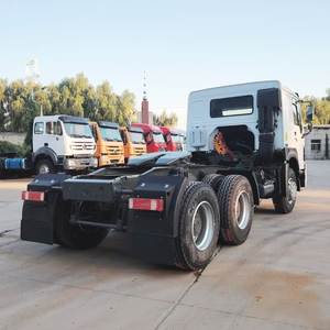 Camions tracteurs d'occasion Sinotruck Howo 375hp 6x4 10 roues à vendre - Product Image 1