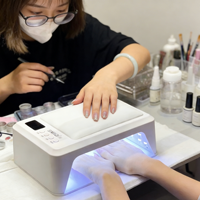 SNRQI Séchoir à ongles UV LED professionnel à prix bas, lampe UV haute puissance 72W pour ongles avec repose-main, lampe UV pour ongles