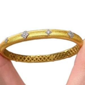2026 Bracciale di Lusso Leggero Premium Palace Four Point Star con Finitura Spazzolata, Texture Lussuosa, <span class=keywords><strong>Diamanti</strong></span> e Set Elegante Pesante - Product Image 5