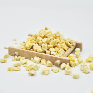 Conejo trata comida a granel manzana <span class=keywords><strong>en</strong></span> cubitos Natural seco dulce fruta seca para conejito conejillo de indias hámster verduras fruta aperitivos secos - Product Image 2