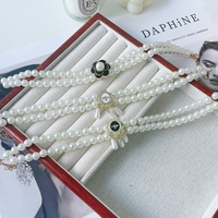 Collier élégant et luxueux en résine florale pour animaux de compagnie, pour chats et chiens, avec collier réglable et confortable