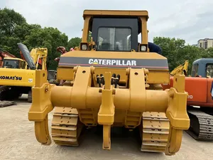 Bulldozer sur chenilles d'occasion de marque réputée D7H, moteur de marque supérieure, capacité de bulldozing de 5,4 m, capacité de charge de 27200 kg, usage intensif pour la construction et l'exploitation minière - Product Image 2