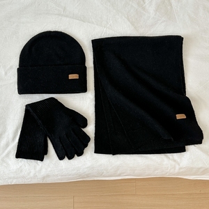 Set Tre Pezzi da <span class=keywords><strong>Donna</strong></span>: <span class=keywords><strong>Sciarpa</strong></span> Lavorata a Maglia Tinta Unita, Cappello <span class=keywords><strong>e</strong></span> <span class=keywords><strong>Guanti</strong></span>, Stile Coreano Versatile, Spesso <span class=keywords><strong>e</strong></span> Caldo per Autunno <span class=keywords><strong>e</strong></span> Inverno - Product Image 3