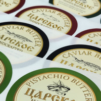 Autocollants en vinyle imperméables et résistants au froid pour étiquettes de caviar avec formes personnalisées (ovale, cœur) et impression offset