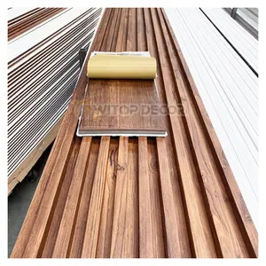 Fabbrica di legno composito di plastica rivestimento in PVC rivestimento di bordo a parete scanalato WPC parete interna pannello di legno alternative legno impiallacciatura di legno