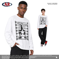 T-shirt à manches longues imprimé église gothique, crop top ample, motif nœud celtique, graphique cathédrale demi-ton, tee-shirt noir et blanc, streetwear