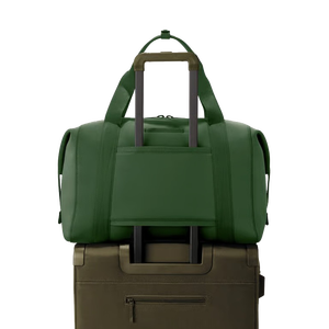 <strong>Trendy</strong> Lightweight Durable Foldable Stylish Multi Functional Outdoor Sports Weekend Gym Portable Compact Neoprene Travel <strong>Bag</strong> - Product Image 5