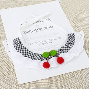 Pañuelo de encaje a cuadros con estampado de cerezas para gatos y perros, accesorios para el cuello de mascotas, venta al por mayor - Product Image 2