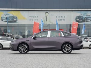 Leapmotor B01 2025 Édition Confort 430 Berline Compacte Purement Électrique Xi Lu Zi, Autonomie 430 km (CLTC), Véhicule Électrique pour l'Exportation - Product Image 1