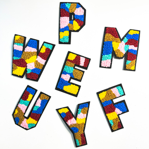 Tự dính Chenille chữ các bản vá lỗi, A-Z Bảng chữ cái đính các bản vá lỗi dính trên chữ thêu thư dán cho quần áo - Product Image 1