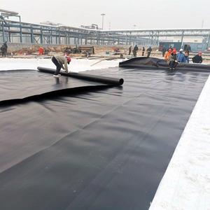 Geomembrana Compuesta <span class=keywords><strong>de</strong></span> HDPE, Revestimientos para Estanques <span class=keywords><strong>de</strong></span> Peces <span class=keywords><strong>de</strong></span> Diseño Industrial, Lona para Estanques y Presas, Protección Anti-UV para Exteriores - Product Image 1