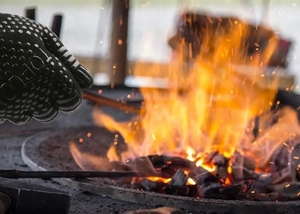 Printed Heat Resistant Waterproof Kitchen Oven Mitt BBQ Grill Gloves Dishwasher Safe Food Grade Durable Eco-Friendly - Product Image 5