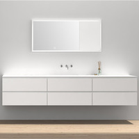 Meuble-lavabo mural personnalisé au design épuré avec vasque