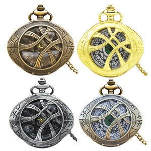 Montre de poche vintage Marvel Doctor <span class=keywords><strong>Strange</strong></span>, style rétro, avec cadran ajouré et chaîne, vente en gros - Product Image 1