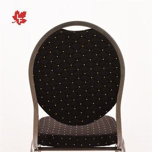 Cadeiras de Casamento Baratas à Venda, Cadeiras de Metal para Festas, Estrutura Prateada com Tecido Preto e Pontos Dourados - Product Image 5