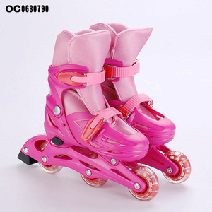 Ensemble de protections amusantes pour enfants : casque, genouillères et chaussures de roller pour filles - Product Image 3