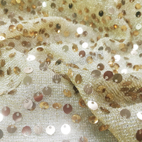 Tissu à paillettes brodé or pour robe de soirée