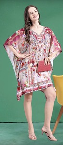 Robe tunique caftan mi-longue en viscose africaine pour femme, coupe décontractée, poncho kimono, finition soyeuse, style bohème, pour les vacances à la plage ou la maison - Product Image 2