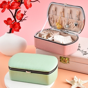 สินค้าใหม่ปี 2023 กล่องใส่เครื่องประดับขนาดเล็ก กล่องโชว์เครื่องประดับ ลายหนังจระเข้ กล่องเครื่องประดับหนัง - Product Image 2