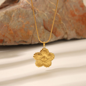 <span class=keywords><strong>Pendientes</strong></span> de joyería de acero inoxidable, colgante de flor simple y elegante, conjuntos de joyería de acero inoxidable antialérgico chapado en oro - Product Image 3