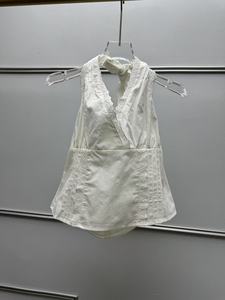 Camiseta sin mangas con cuello halter y encaje en V profundo, color blanco, estilo Pure Desire para mujer - Product Image 5