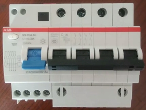 Disjoncteur différentiel Gsh204 Ac-d32/0.03 Neuf Original pour Contrôle Programmable d'Automatisation Industrielle - Product Image 1