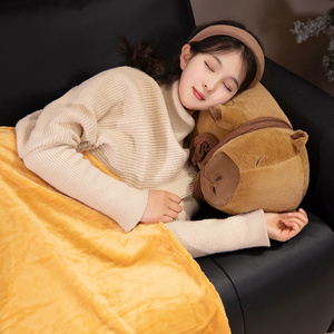 批发二合一可爱水豚卡通毛绒玩具pp棉填充网布午休毯棕色枕头填充动物玩具 - Product Image 2