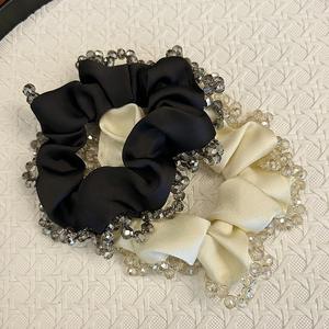 ที่คาดผมผ้าซาตินสีพื้นประดับคริสตัลลูกไม้สไตล์เกาหลี ทนทาน เหมาะสำหรับผู้หญิงใช้ในชีวิตประจำวัน - Product Image 1