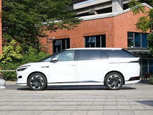 4WD Véhicule de luxe neuf Véhicule électrique MPV Xpeng X9 6-seat Large Space EV Car - Product Image 2
