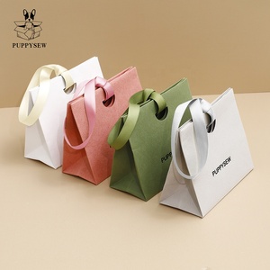 PUPPYSEW Sac Cadeau Sac <span class=keywords><strong>en</strong></span> Papier Personnalisé Cosmétiques Vêtements Sac à Main <span class=keywords><strong>Carton</strong></span> Vente <span class=keywords><strong>en</strong></span> Gros Peut Imprimer le LOGO - Product Image 2