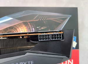 Tarjeta Gráfica de Escritorio GIGABYTE <span class=keywords><strong>Radeon</strong></span> <span class=keywords><strong>RX</strong></span> <span class=keywords><strong>6800XT</strong></span> de 16GB GDDR6 Usada con Refrigeración por Ventilador - Product Image 3