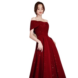 NNR Nuova Collezione Primavera <span class=keywords><strong>Abito</strong></span> da Sera Lungo ed Elegante da <span class=keywords><strong>Donna</strong></span> Linea ad A con Spalle Scoperte e Reggiseno Integrato Eco-Friendly Rosso <span class=keywords><strong>per</strong></span> Sposa e Festa <span class=keywords><strong>di</strong></span> Fidanzamento - Product Image 1