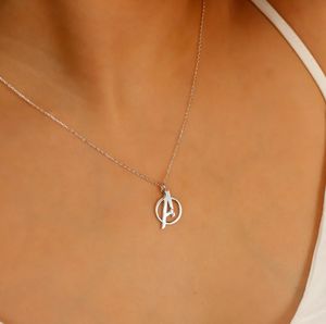 Populaire 18k Plaqué Or Avengers Collier <span class=keywords><strong>Endgame</strong></span> Symbole Or Pendentif Collier Comics Collier Cadeau pour Hommes Cadeau pour Femmes - Product Image 5