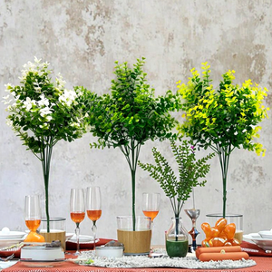 Bouquets <span class=keywords><strong>de</strong></span> feuilles d'eucalyptus artificielles à feuilles persistantes pour décoration d'étagère <span class=keywords><strong>de</strong></span> maison <span class=keywords><strong>de</strong></span> mariage <span class=keywords><strong>de</strong></span> Noël - Product Image 4