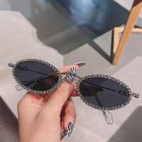 Lunettes de soleil de luxe pour femmes, lunettes de soleil ovales triangulaires en diamant, lunettes de soleil de créateur de mode pour hommes, 2024