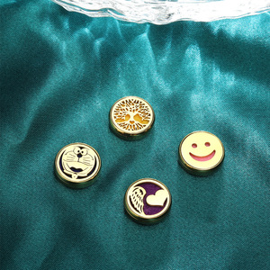 Clips Difusores Magnéticos de Aromaterapia de Acero Inoxidable con Baño de Oro PVD de 18K para Mascarillas y Broches, Venta al por Mayor |   Duradero, Impermeable e Hipoalergénico - Product Image 2