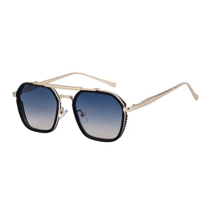 Gafas de Sol Estilo Punk Hechas a Medida, Montura Cuadrada de Metal Negro, Protección UV400, Gafas de Moda para Hombre, Estilo Instagram - Product Image 5